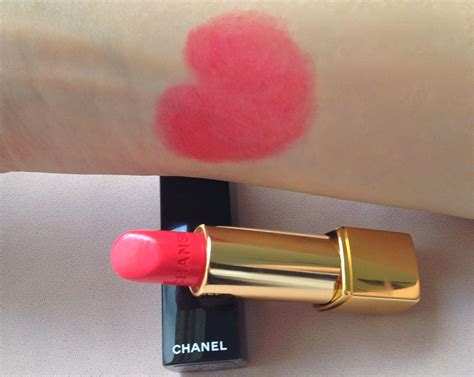 chanel rouge 136